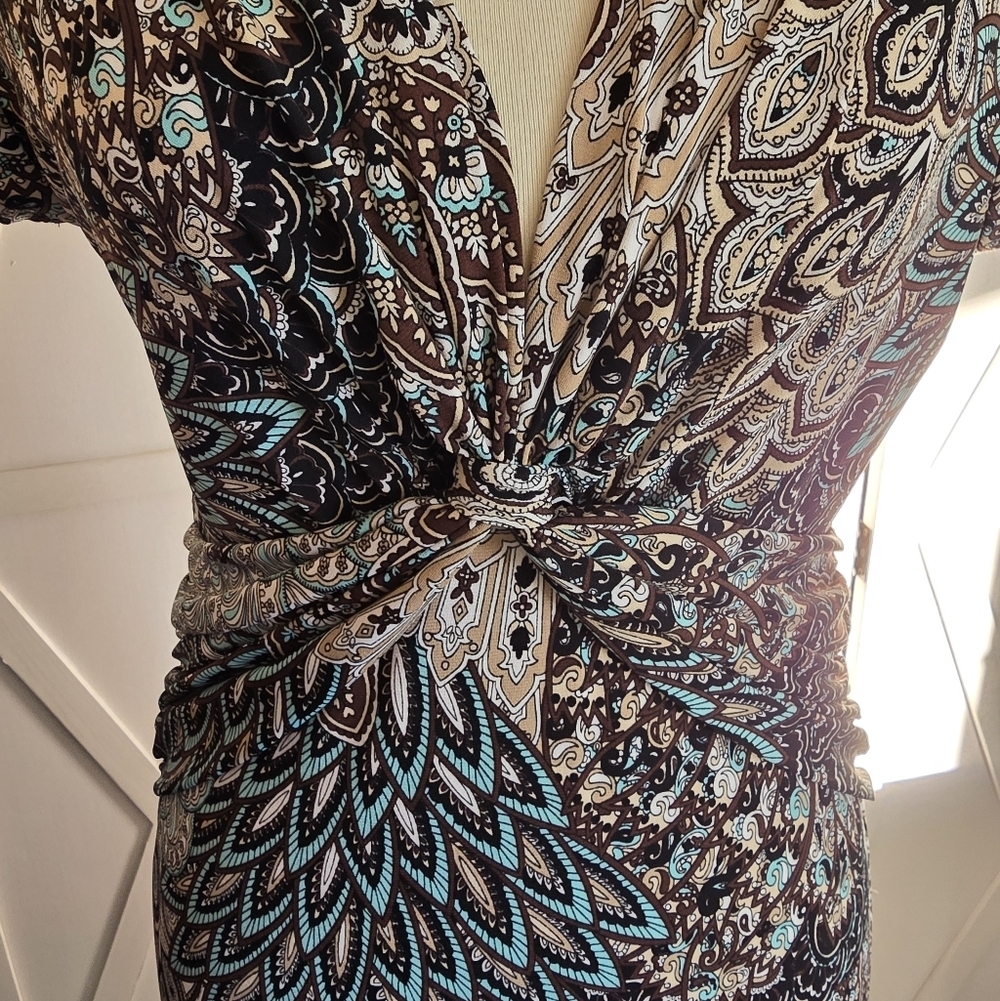 Connected - V-Neck Midi Dress with Twist-Front in a Blue, Brown Paisley Print - Picture 3 of 9